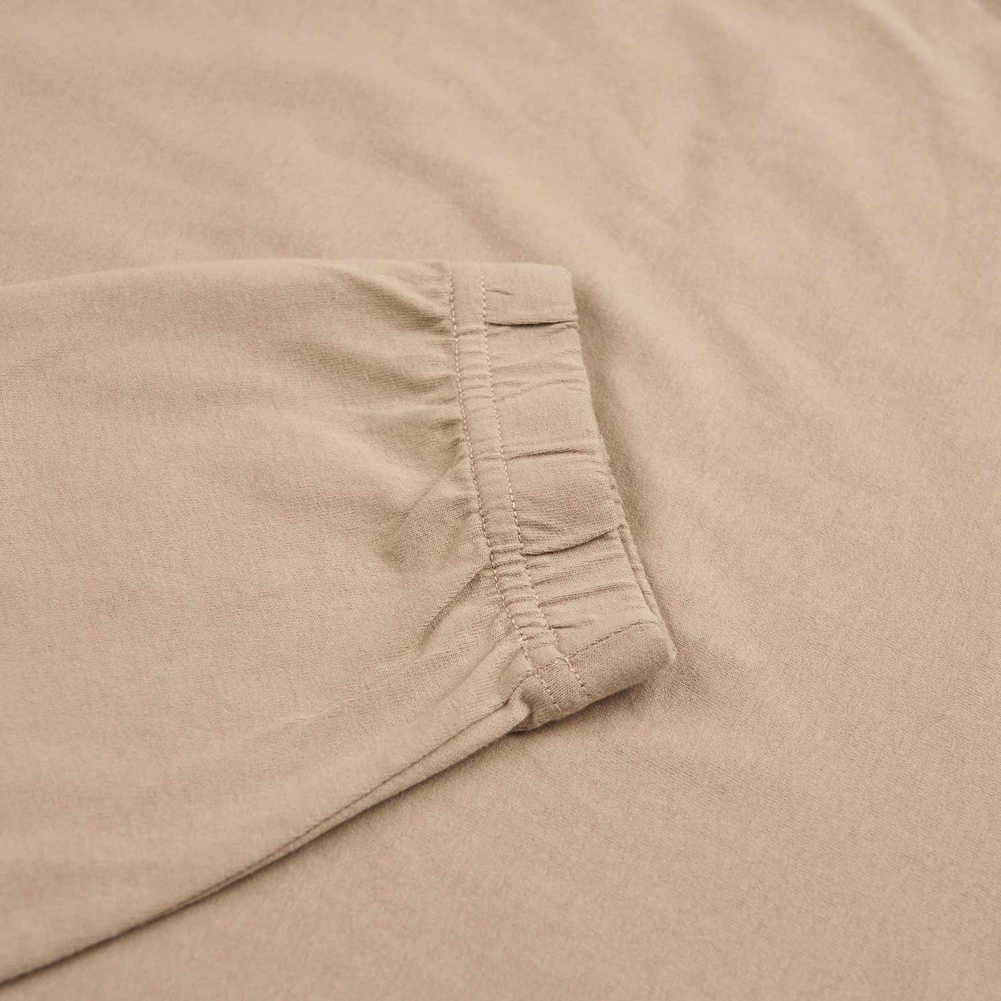 roa logo longsleeve (light grey) - a.plus