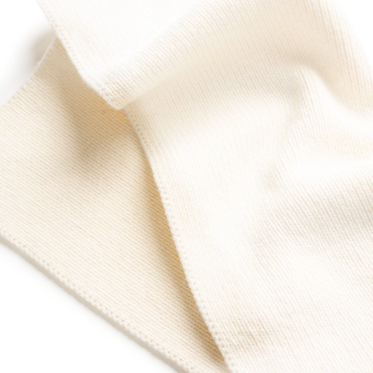 aries rubber patch scarf (white) - frar90001-wht - a.plus - Image - 3