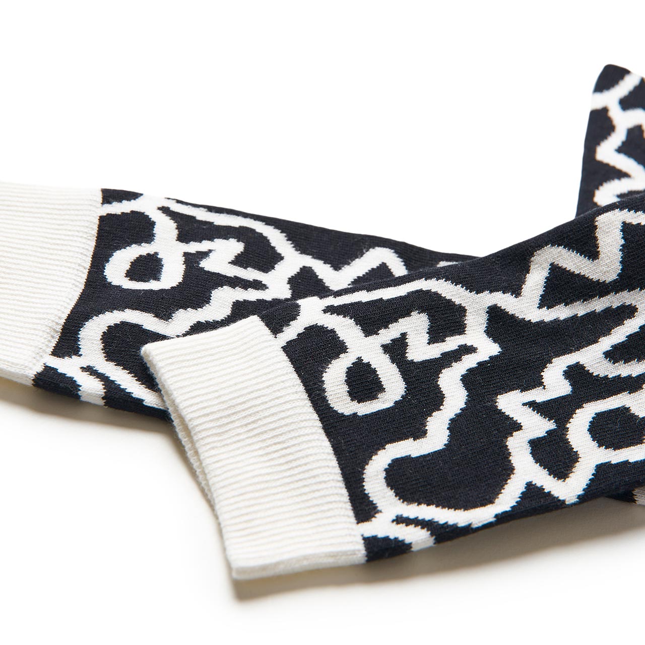 henrik vibskov henrik vibskov cave of ants socks (white caves) SS21-S911