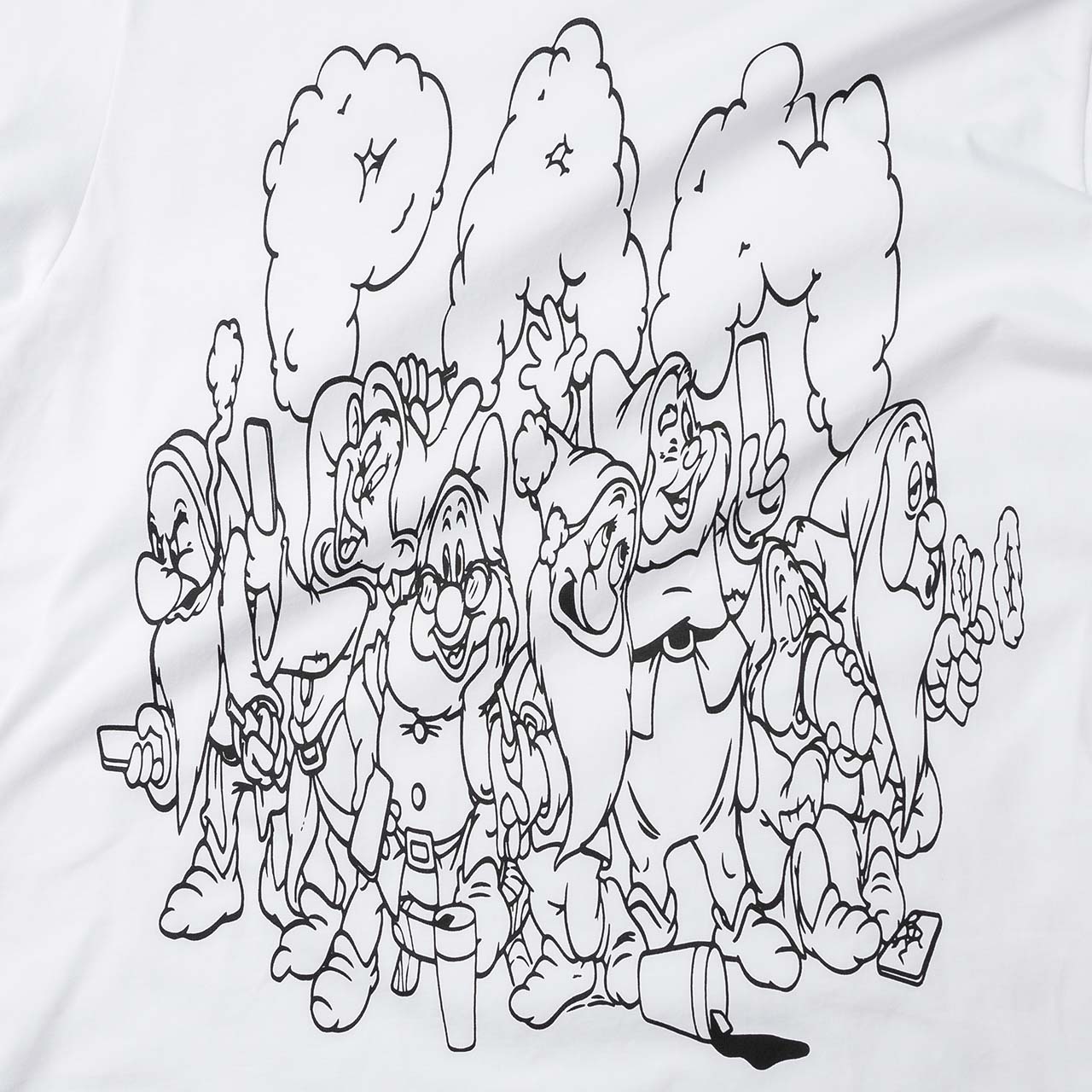 perks and mini perks and mini screen time s/s t-shirt (white)