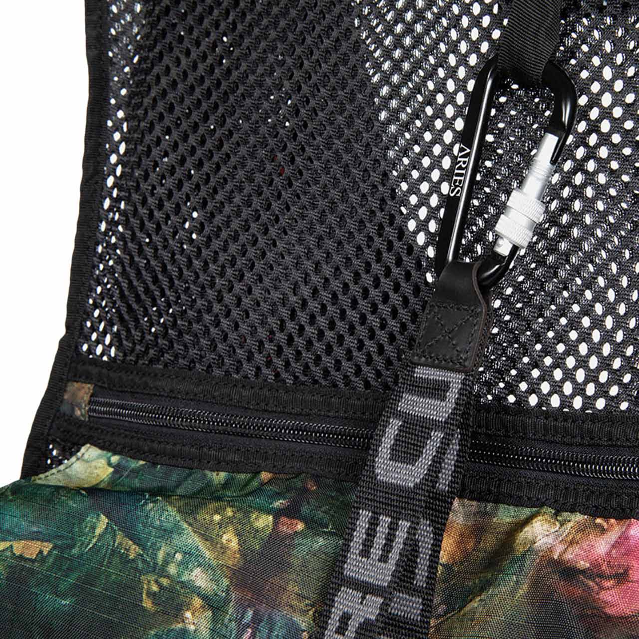 eastpak eastpak x aries vest bag (black / multi) EK0A5B9NN101