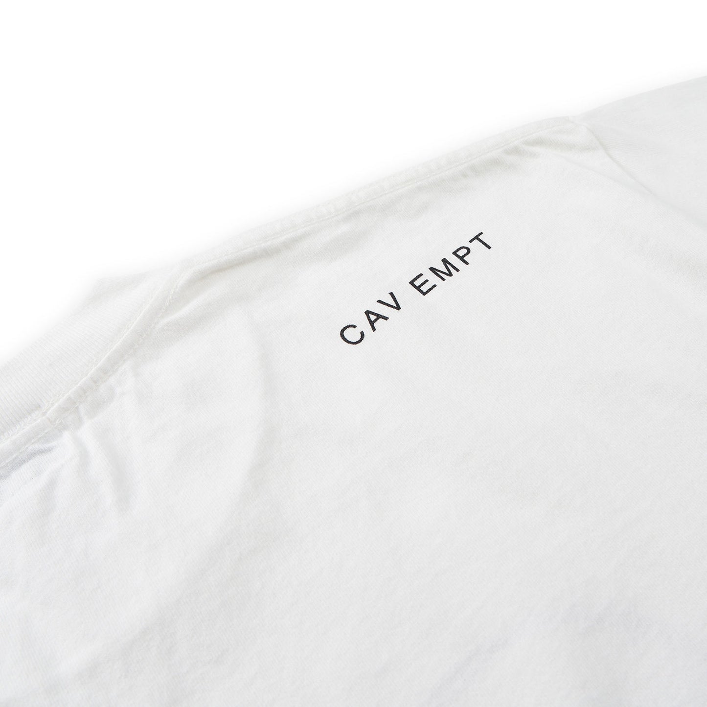 cav empt wb ziggurat heads II star c.e (white)