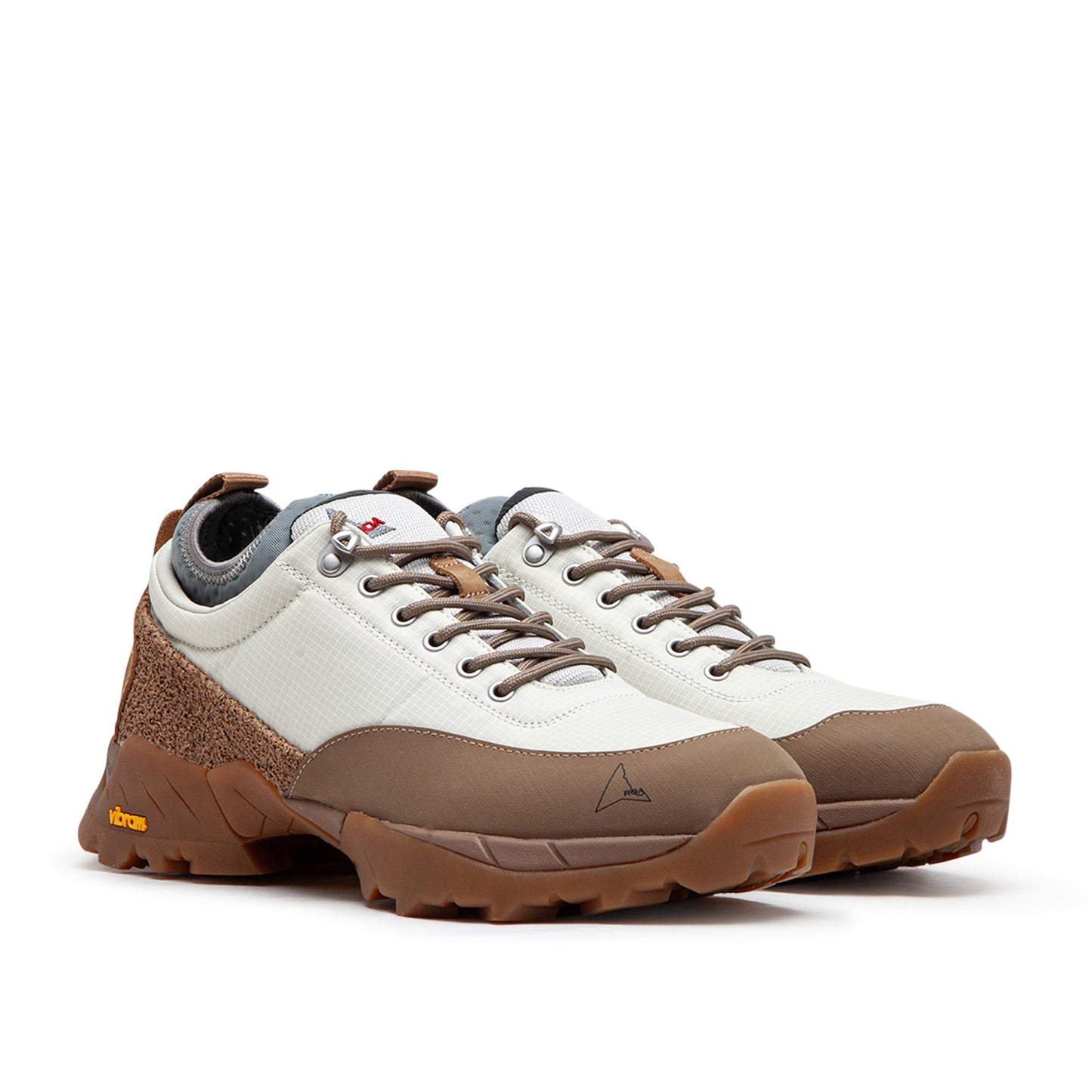 roa neal (bone white gum) - a.plus