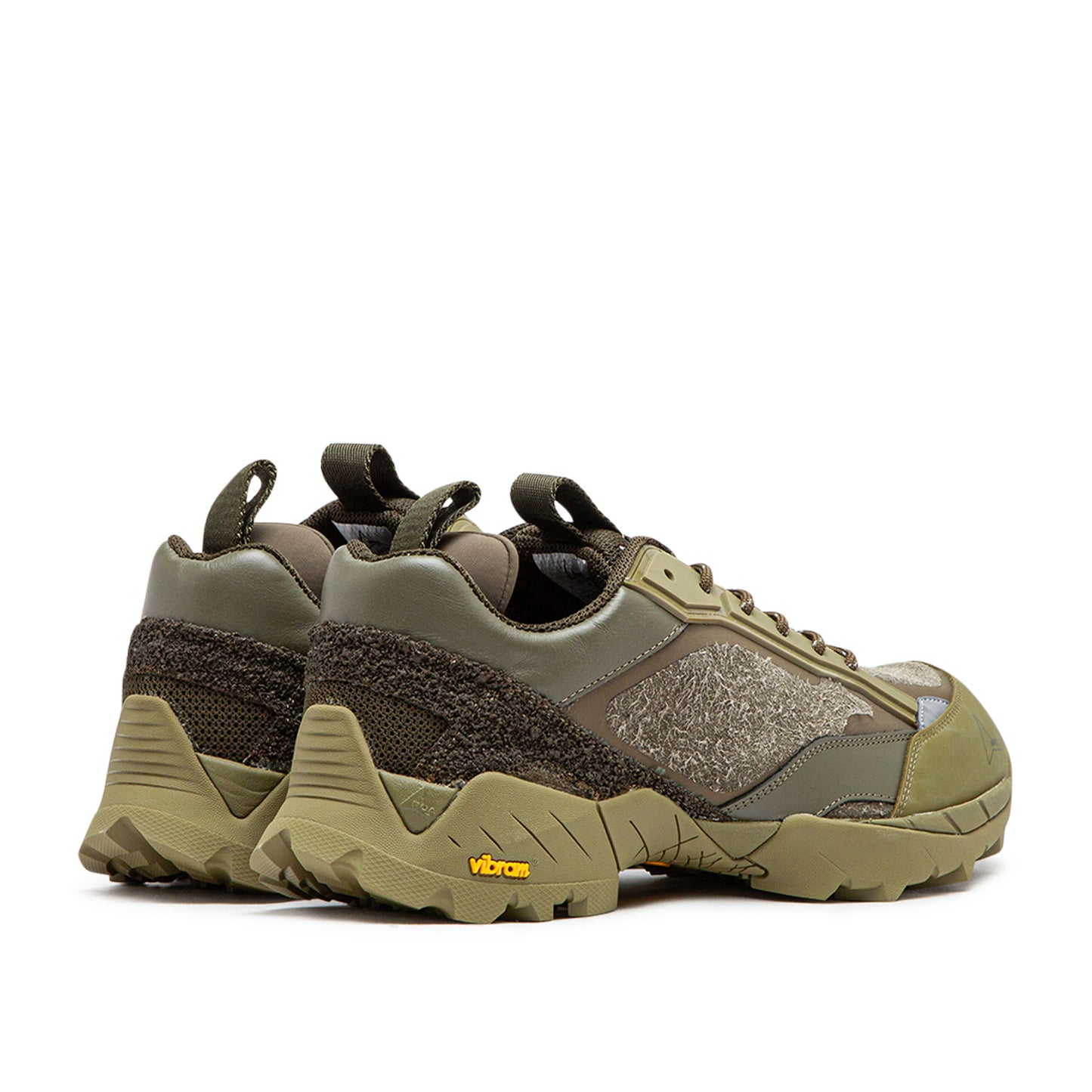 roa lhakpa (olive) - a.plus