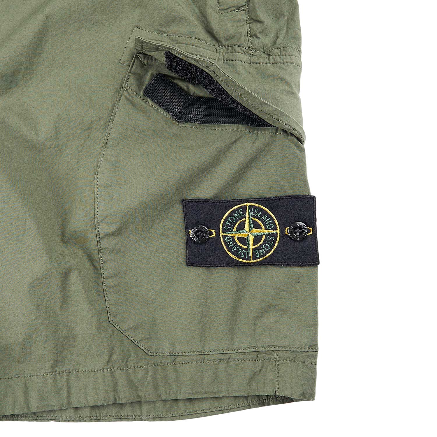 stone island old effect cargo bermuda shorts (olive) - a.plus