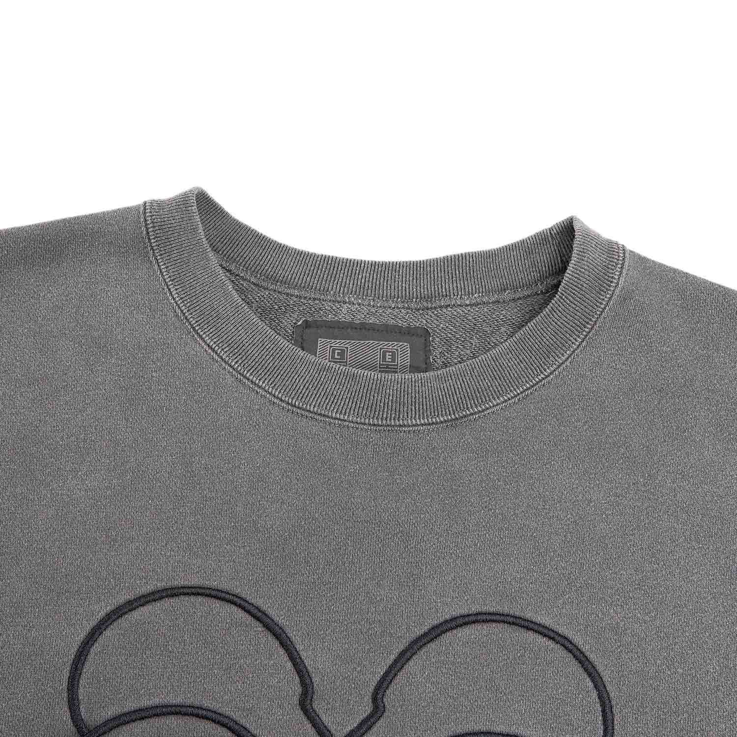 cav empt overdye wb headsx4 c.e crew neck (charcoal) - a.plus