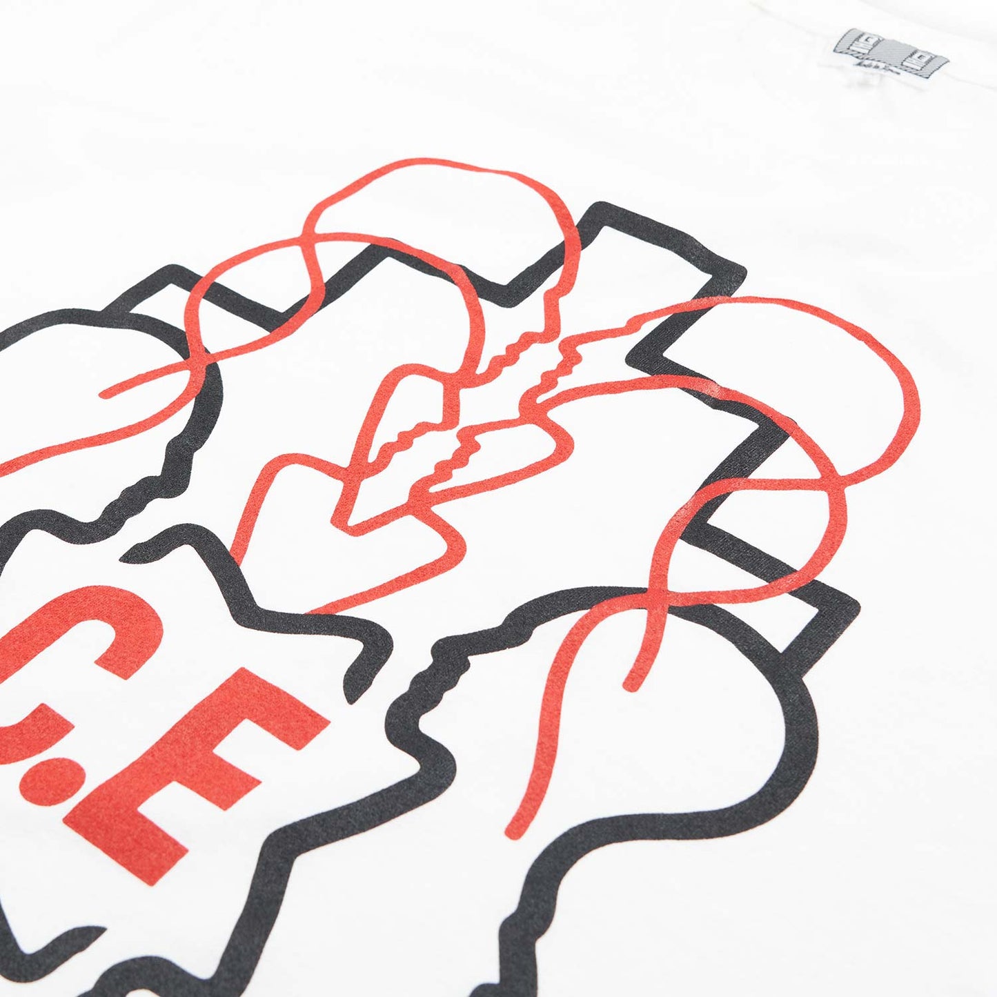 cav empt wb ziggurat heads II star c.e (white) - a.plus