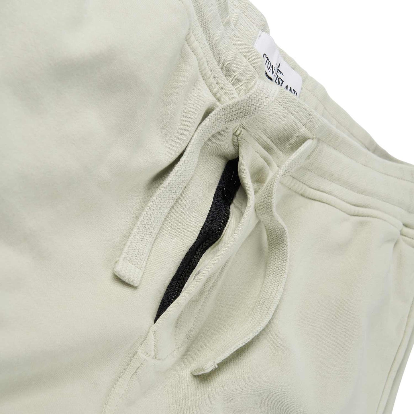 stone island fleece shorts (pistachio)