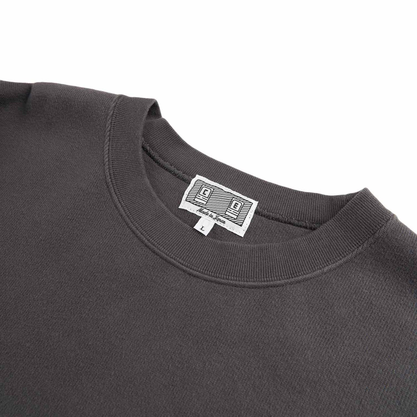 cav empt side seam dbl knit sweatshirt (charcoal)