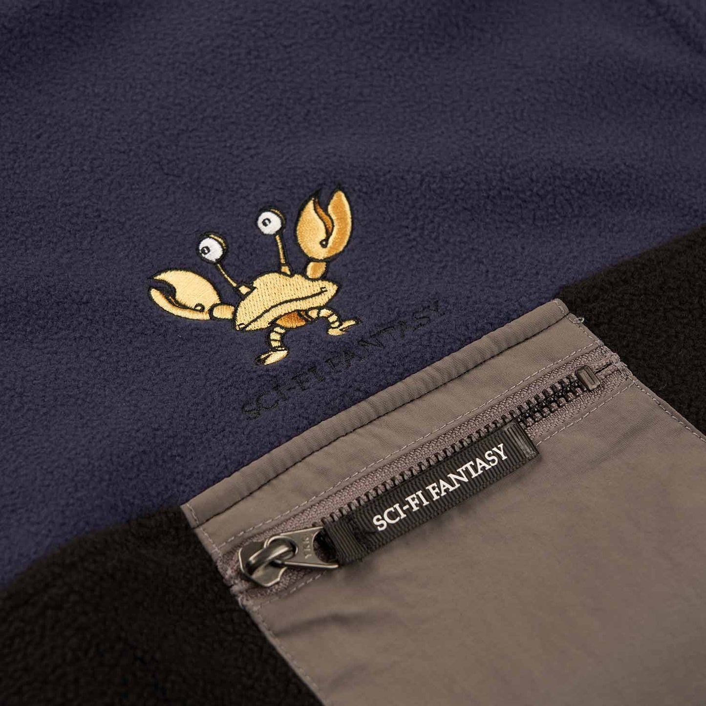 sci-fi fantasy crab quarter zip (black)