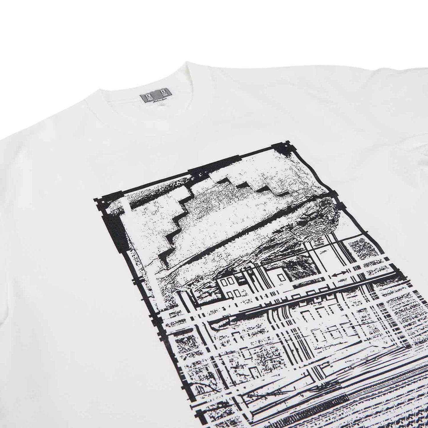 cav empt md pin drop t-shirt (weiss)