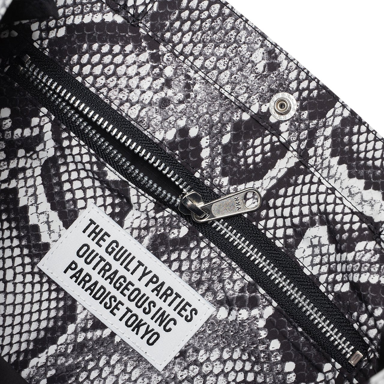 wacko maria python nylon tote bag (white) - 19fw-wma-bg02 - a.plus - Image - 3