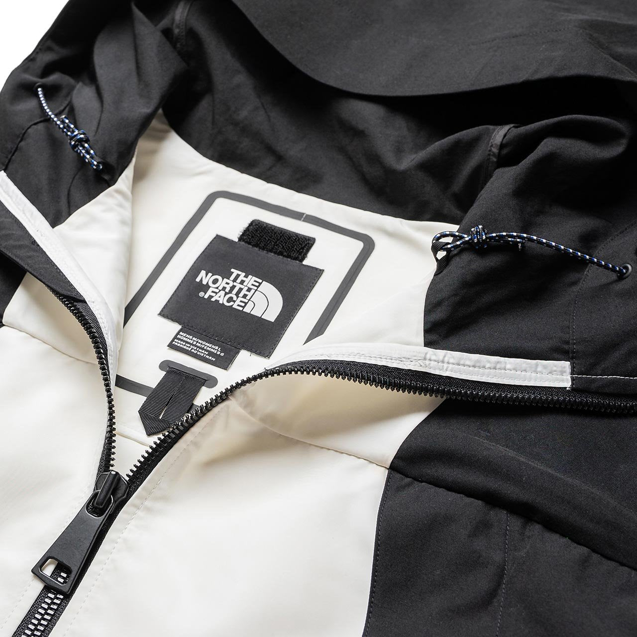 the north face black series mountain light jacket (white) - nf0a4ak1la9 - a.plus - Image - 3