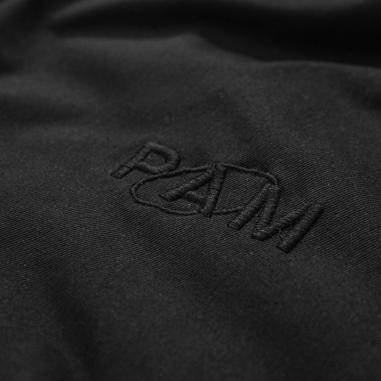 perks and mini emerging gestures bomber (black) - 39101-b - a.plus - Image - 4