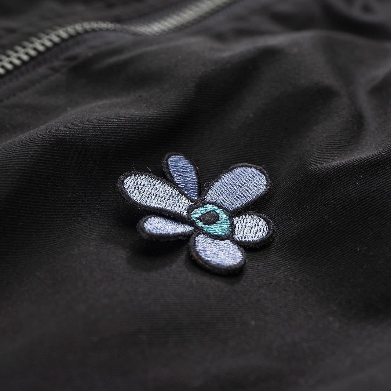 perks and mini emerging gestures bomber (black) - 39101-b - a.plus - Image - 5