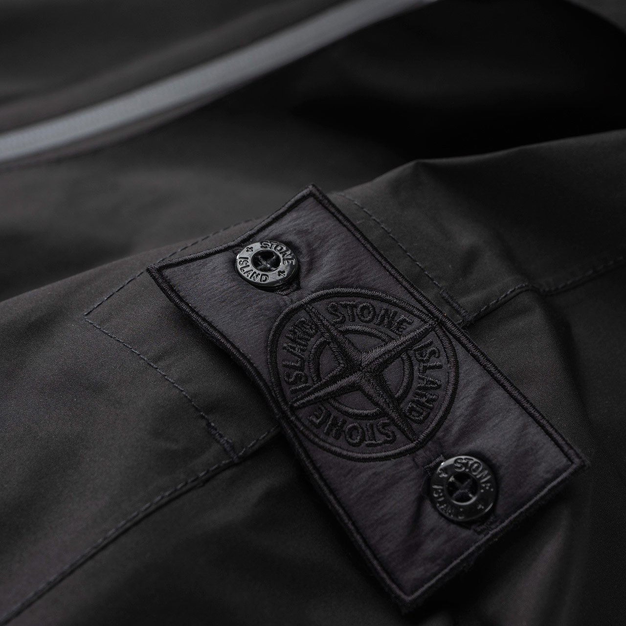 stone island shadow project gore-tex paclite® shell jacket (black) - 731940501.v0029 - a.plus - Image - 3