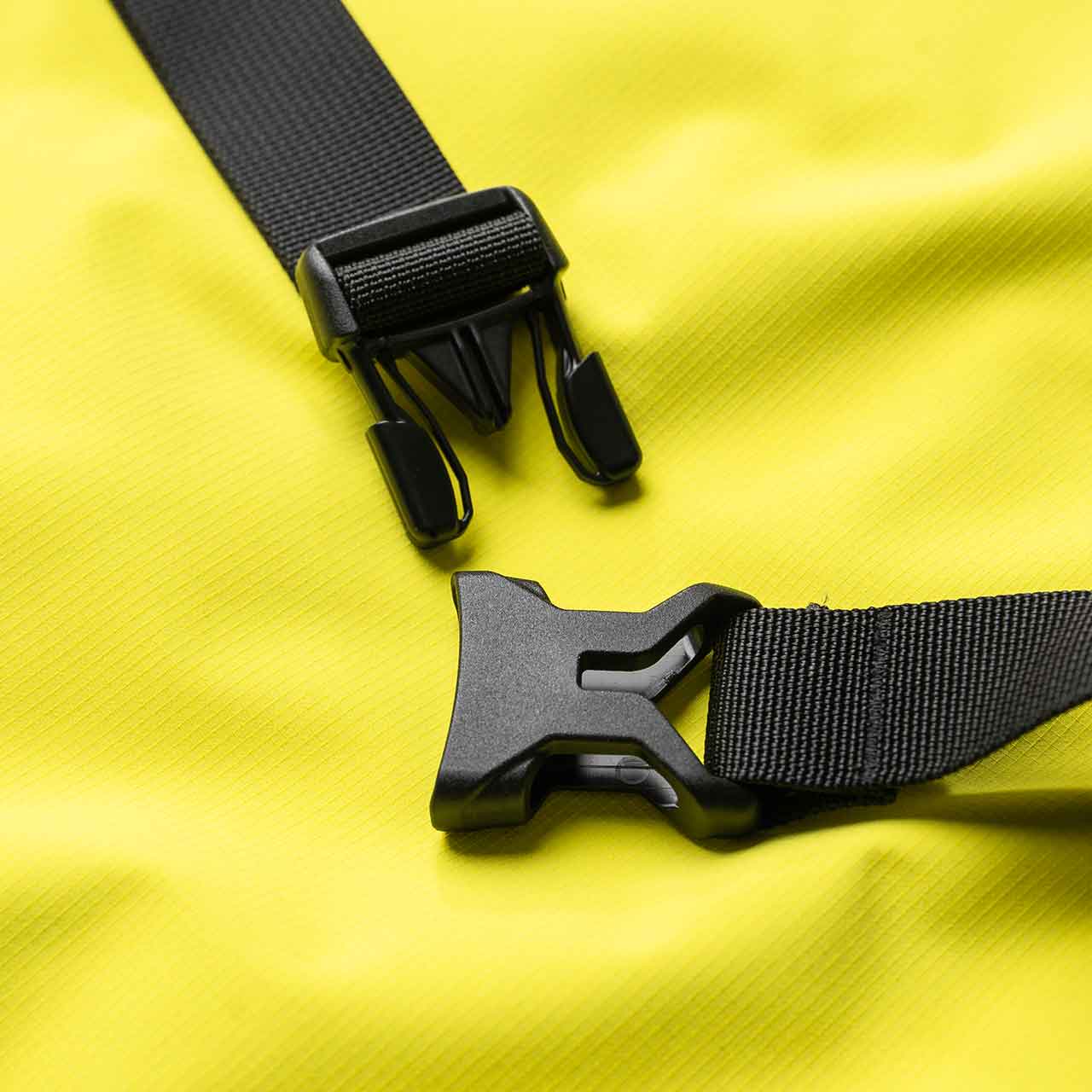 the north face black series futurelight vest (lime / black) - nf0a4ak2nx4 - a.plus - Image - 7