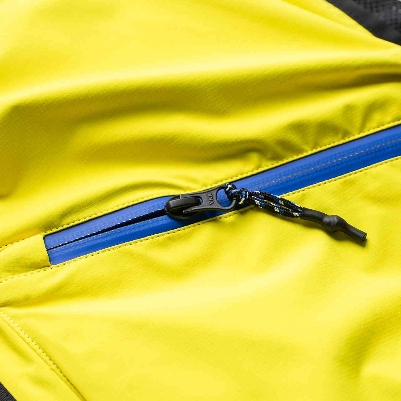 the north face black series futurelight vest (lime / black) - nf0a4ak2nx4 - a.plus - Image - 5