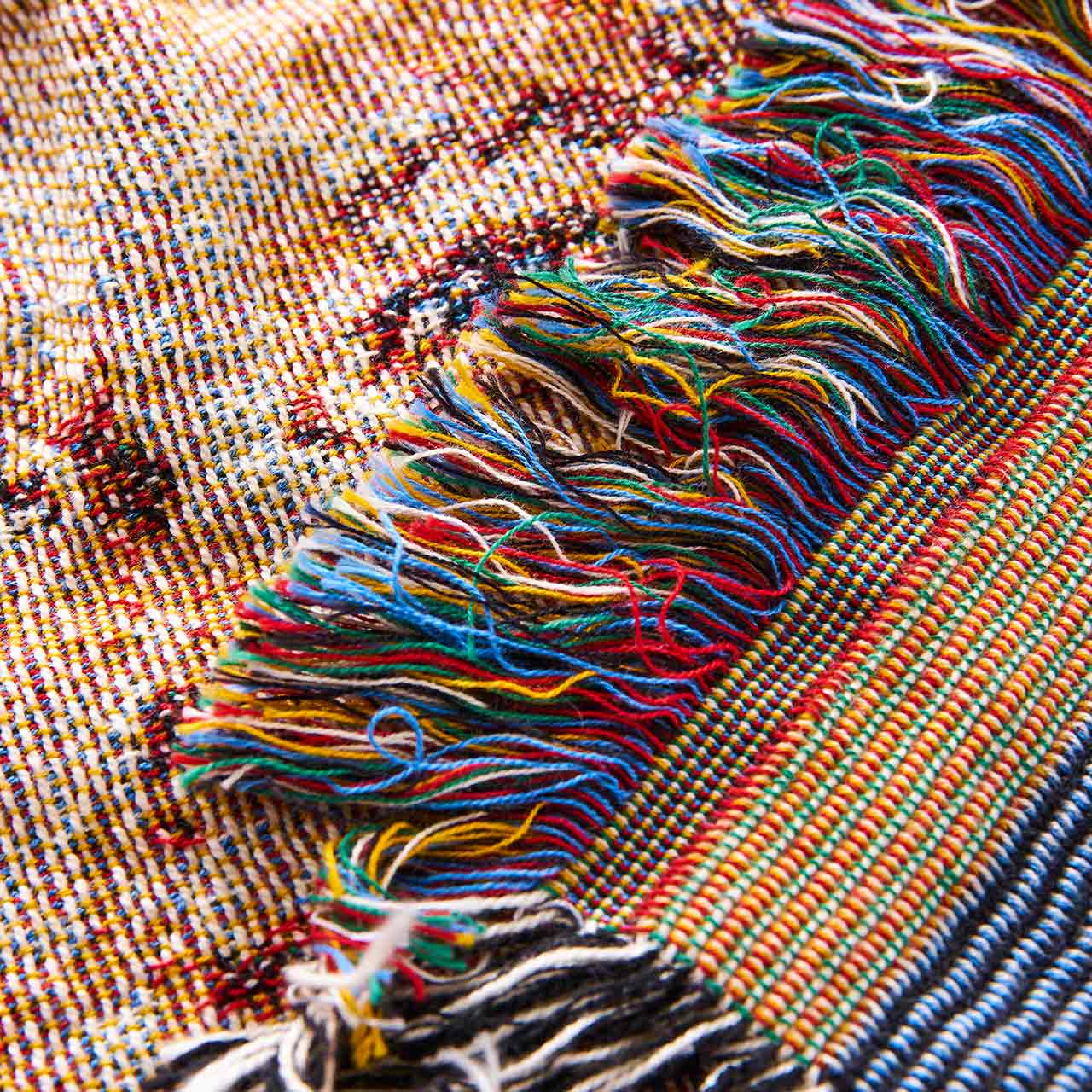 fucking awesome felt class photo blanket - p707165 - a.plus - Image - 6