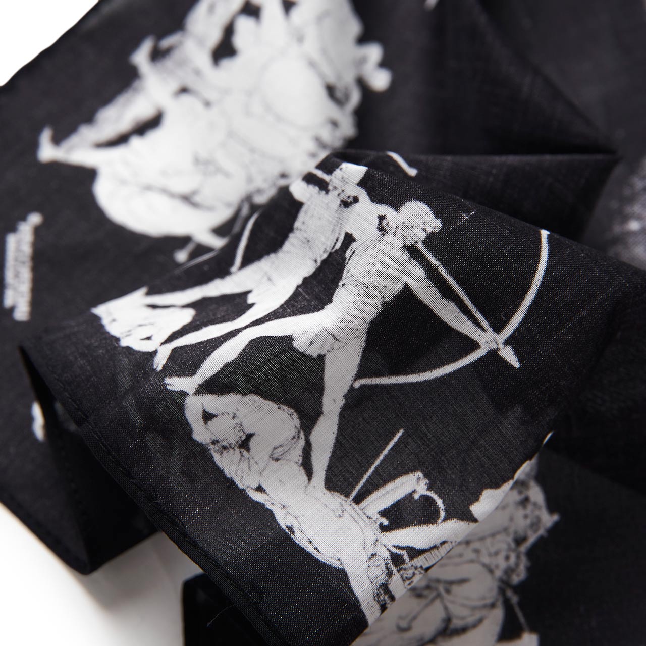 undercover undercover warrior stole (black) UC1A4M01-1-BLKSPONESIZE