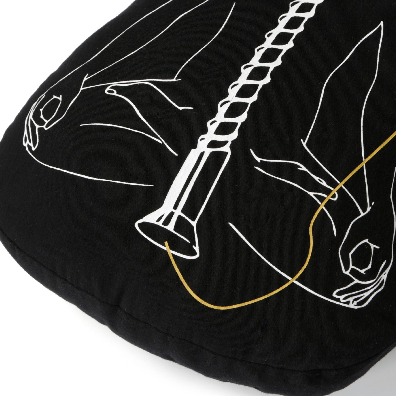 undercover undercover cushion (black) UCZ8Z05