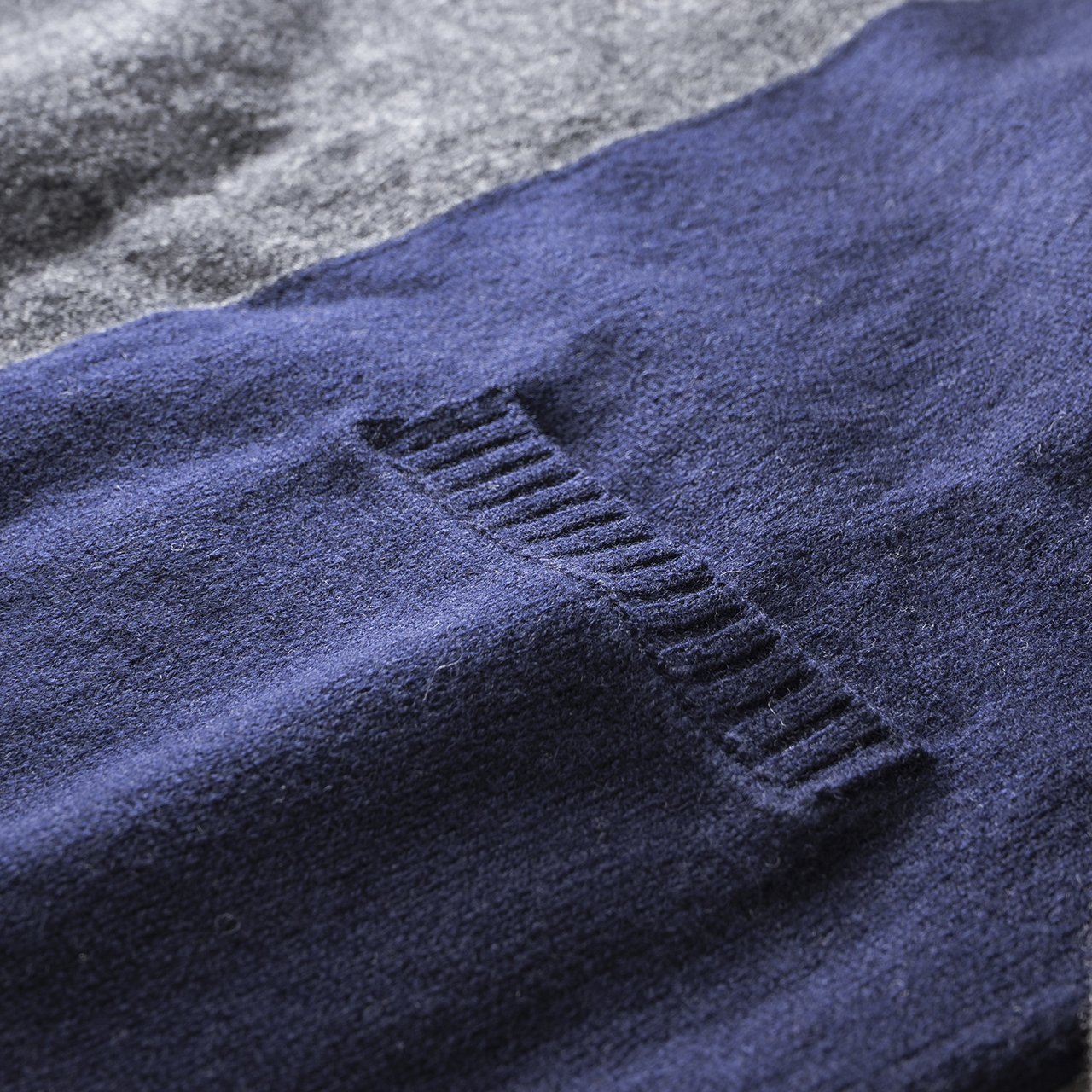 undercover undercover turtleneck sweater (charcoal)