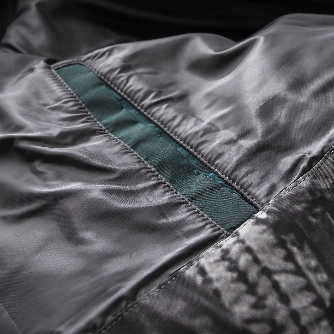 undercover undercover 'throne of blood' hooded drawstring jacket (green)