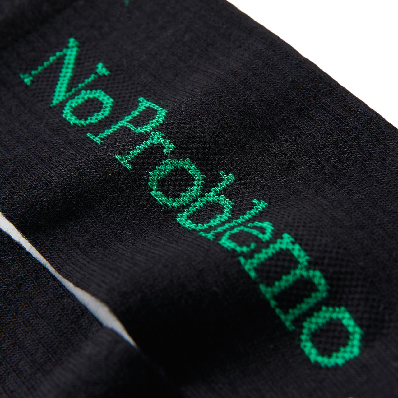 aries aries no problemo socks (black)