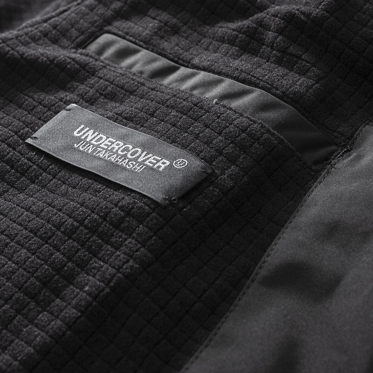 undercover undercover 'throne of blood' hooded coat (black)