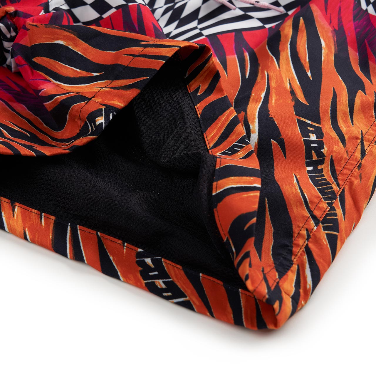 vans vault vans vault x aries wm vault shorts (white/orange)