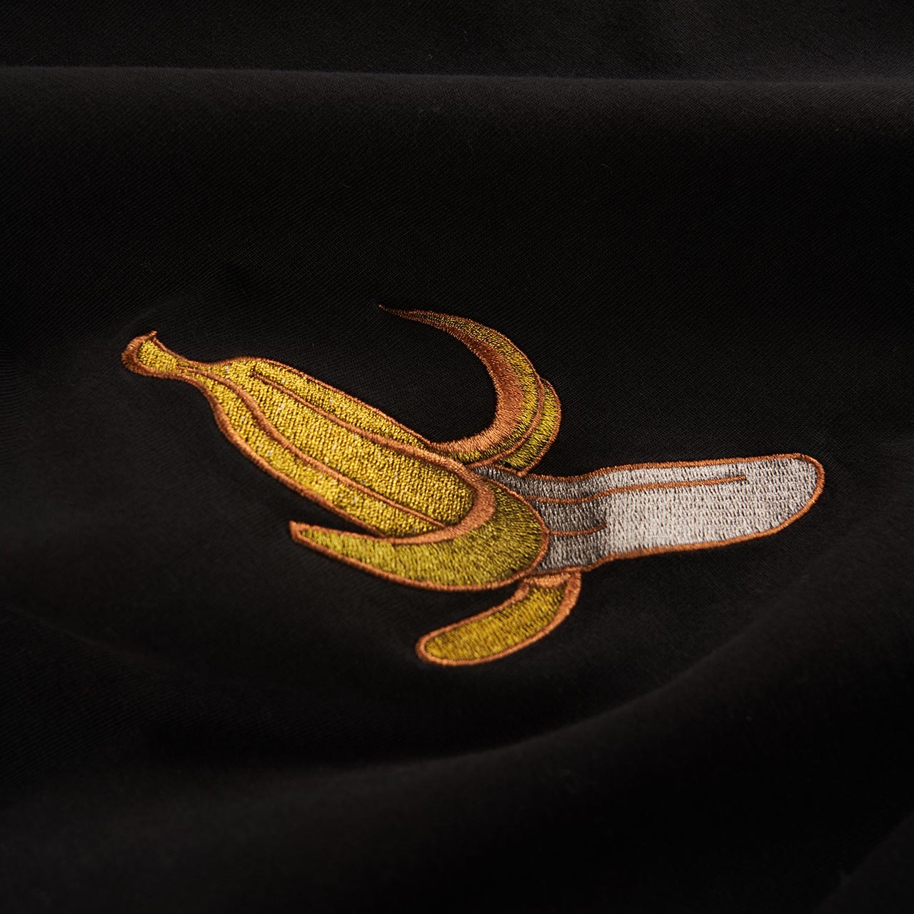 perks and mini perks and minis veggie sauna mock neck shortsleeve (black)