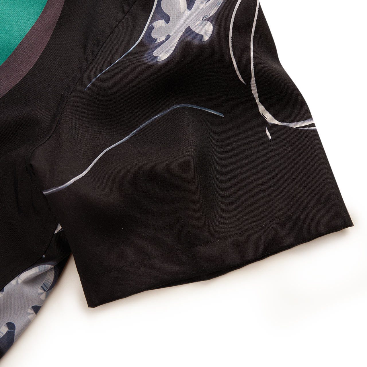 perks and mini perks and minis inner city shortsleeve shirt