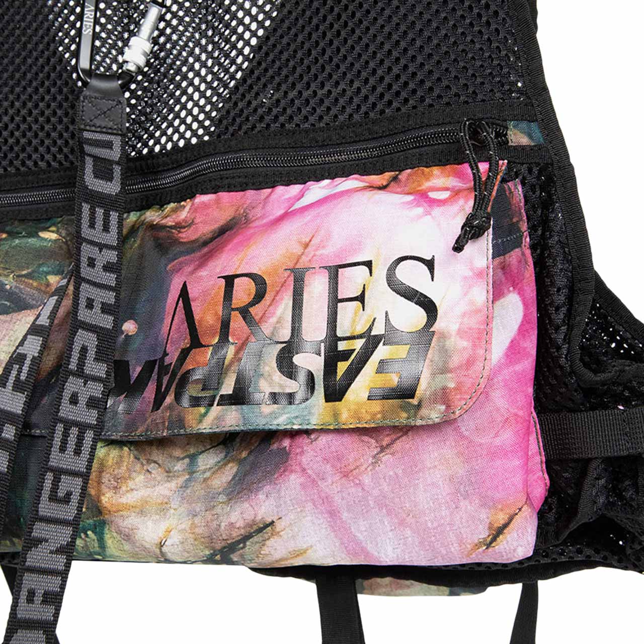 eastpak eastpak x aries vest bag (black / multi) EK0A5B9NN101