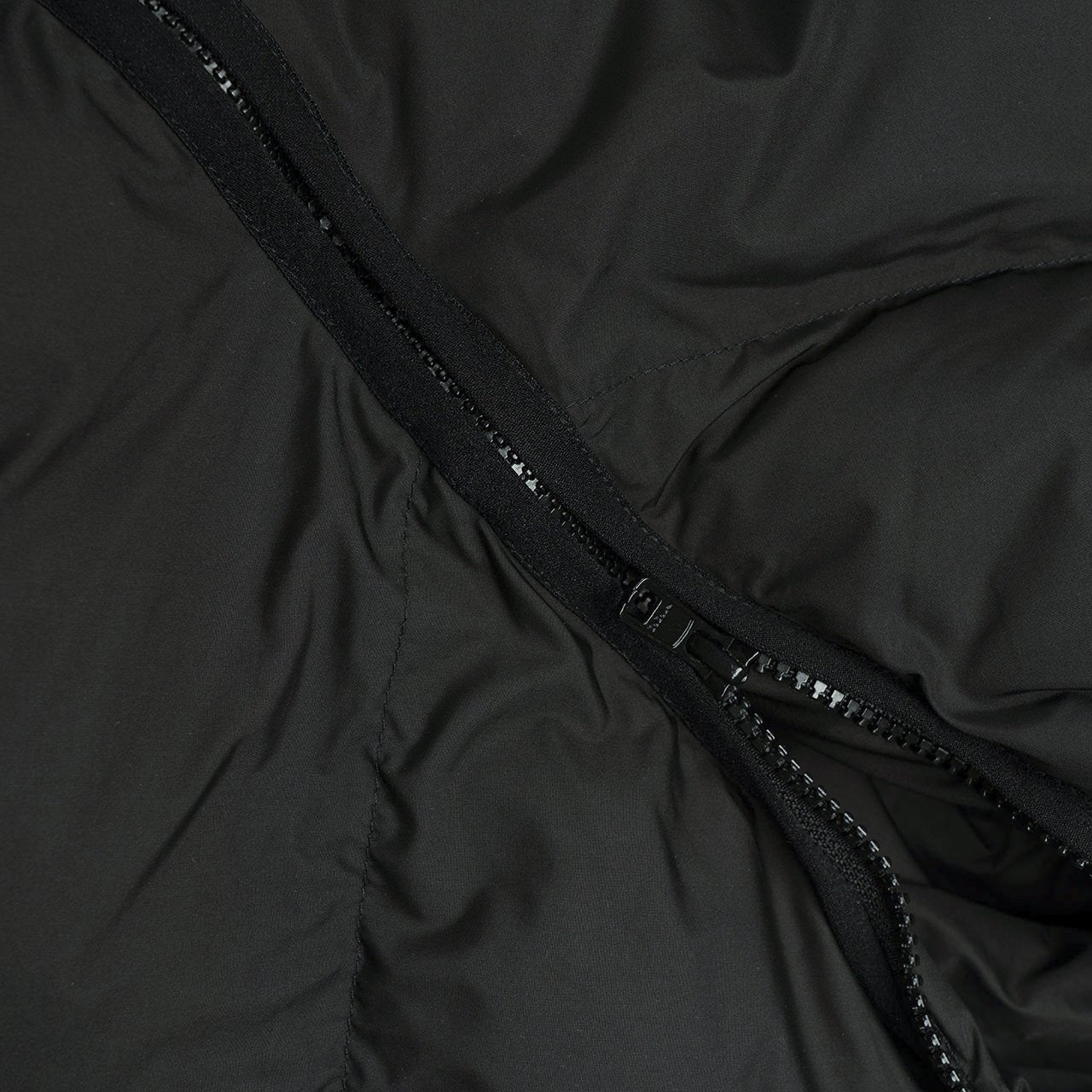 henrik vibskov henrik vibskov filo vest jacket (black)