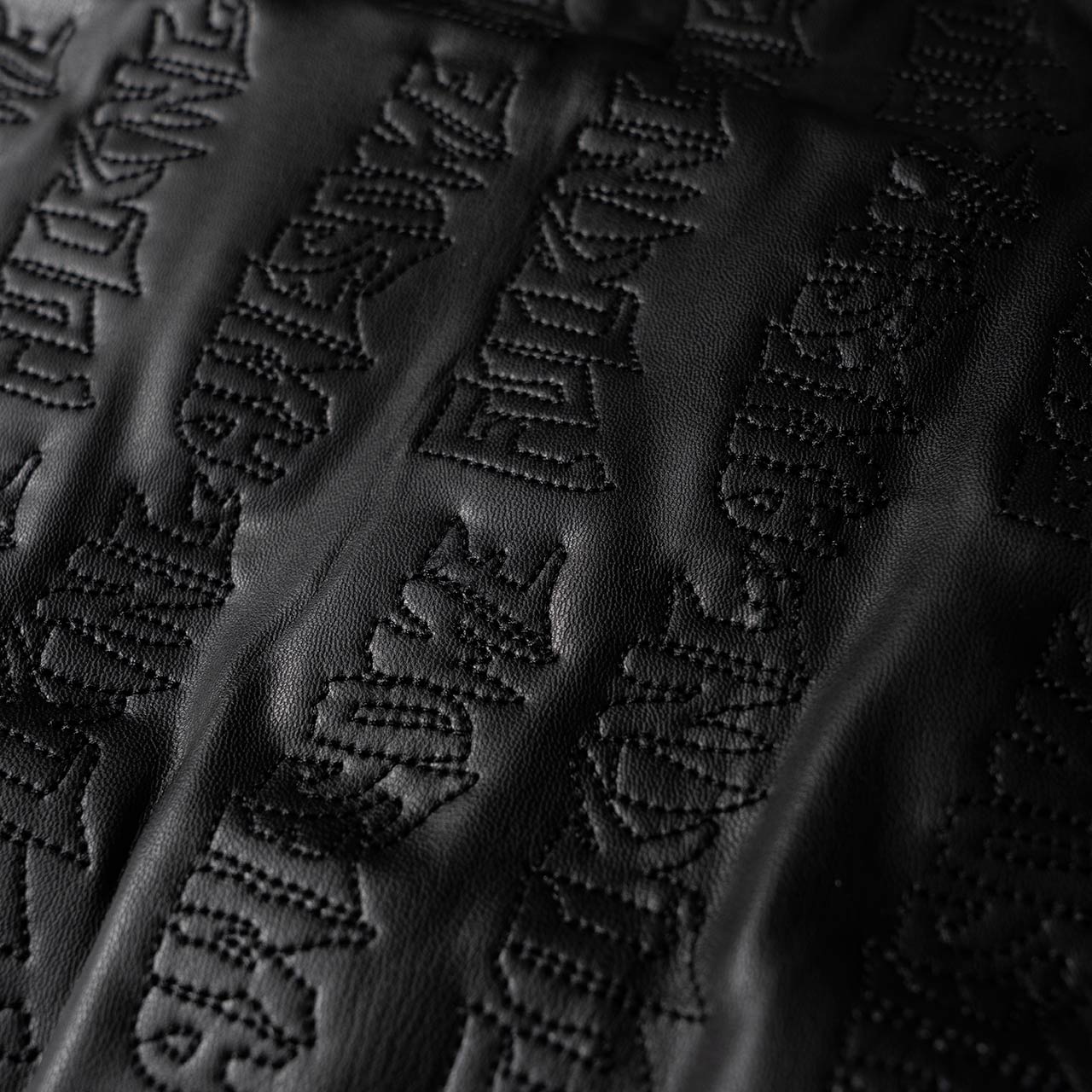 fucking awesome fucking awesome puffer tote bag (black) p709134-001