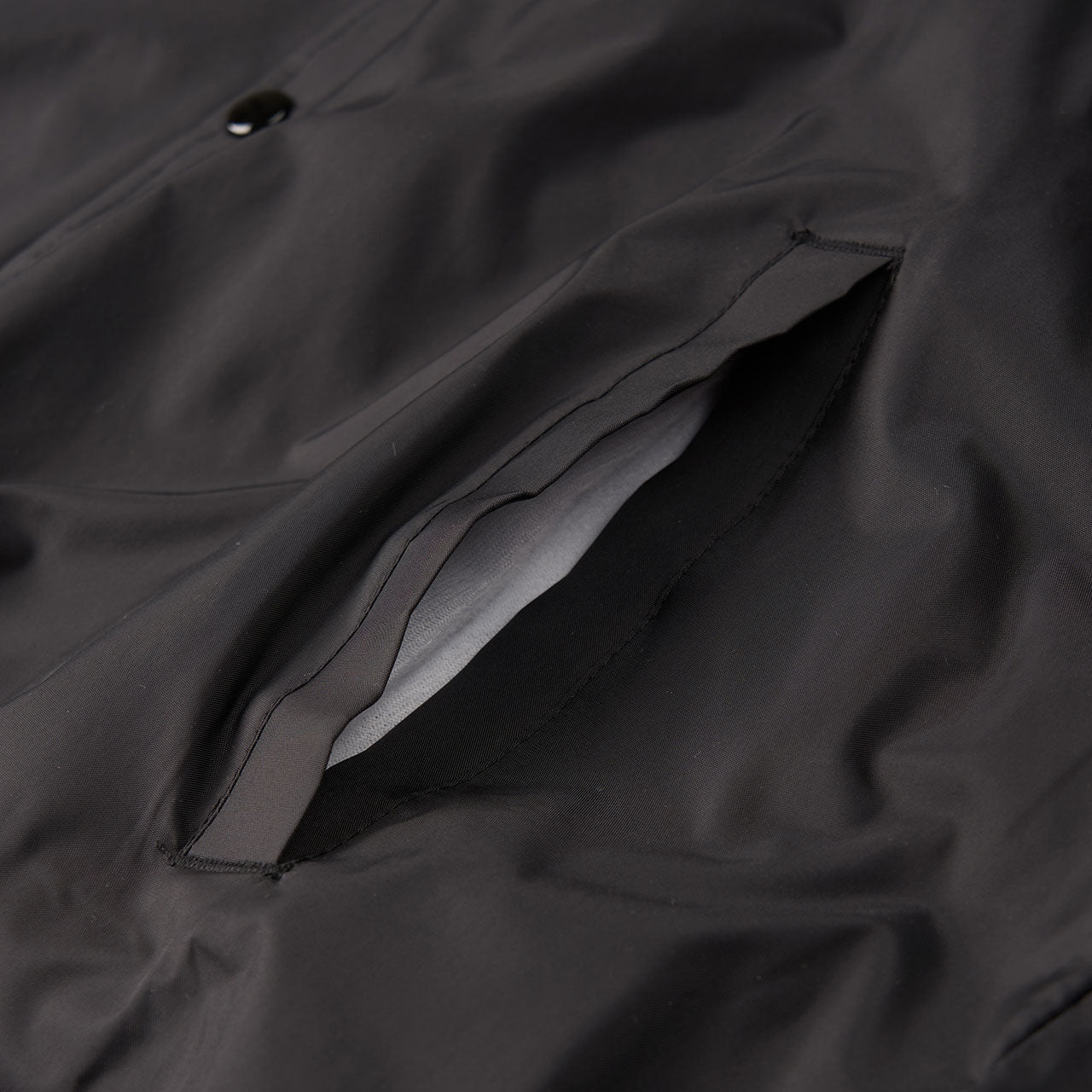 wacko maria wacko maria 'neck face' coach jacket (black)