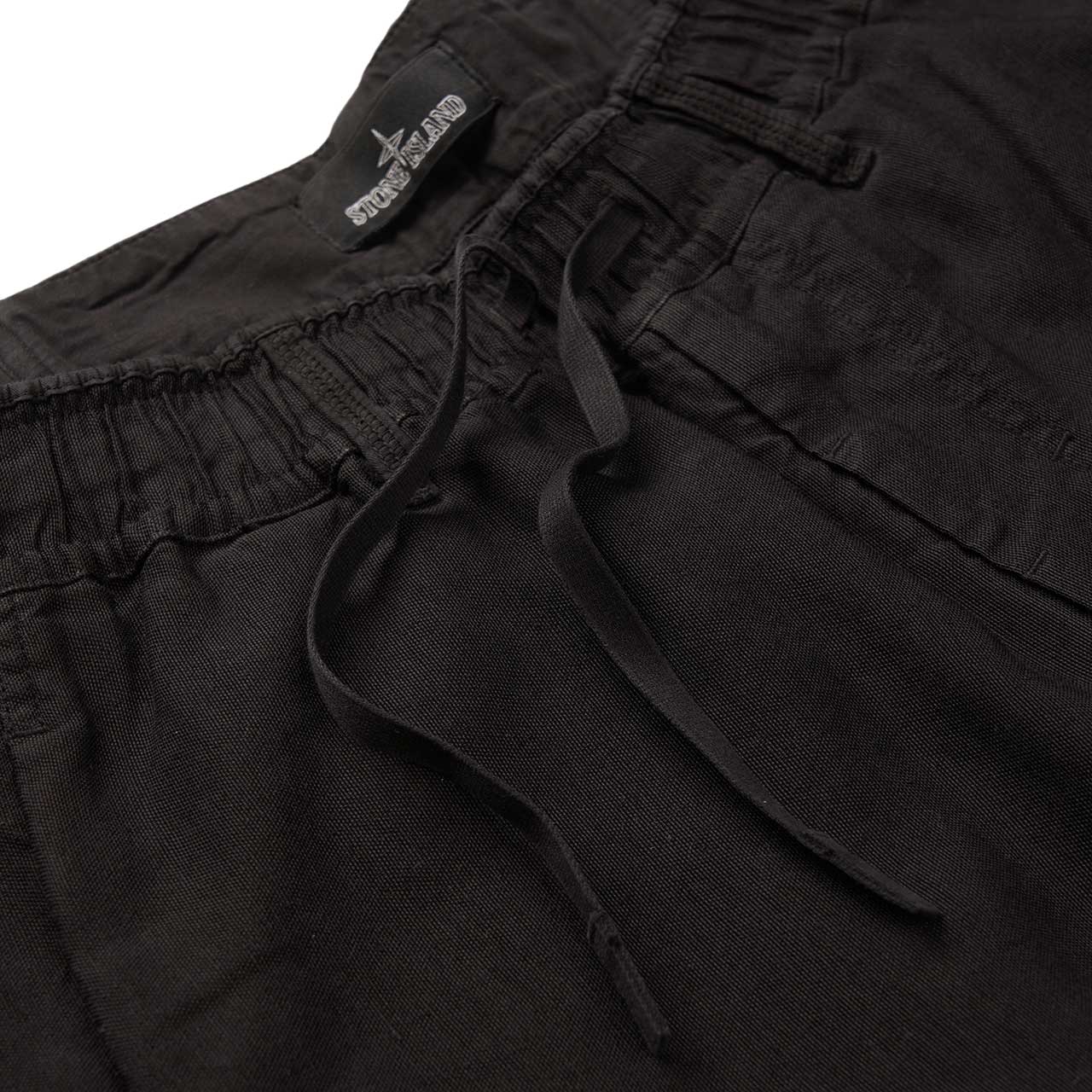 stone island shadow project stone island shadow project cropped drawstring pants (black)