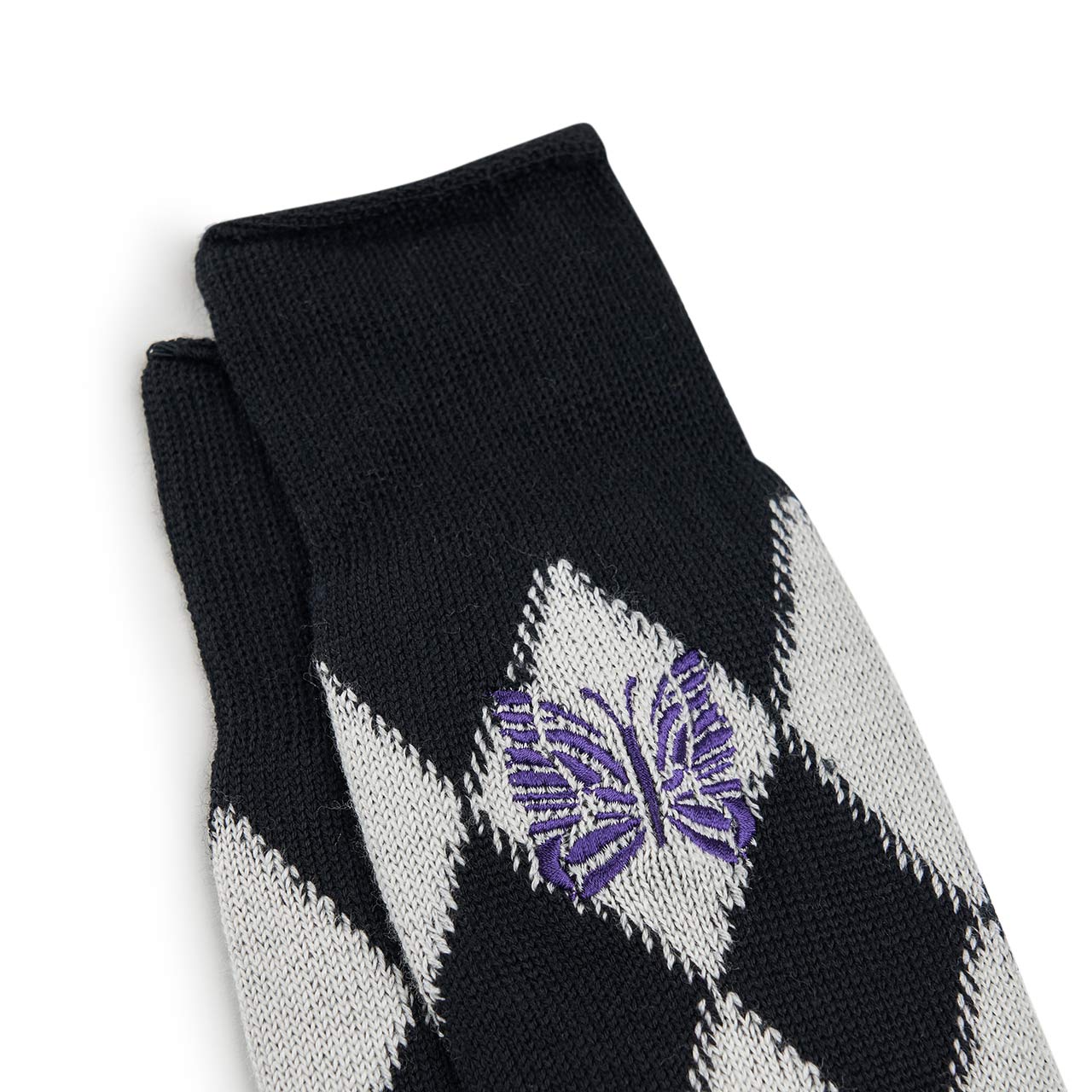 needles argyle jacquard socks (ivory / black) - a.plus