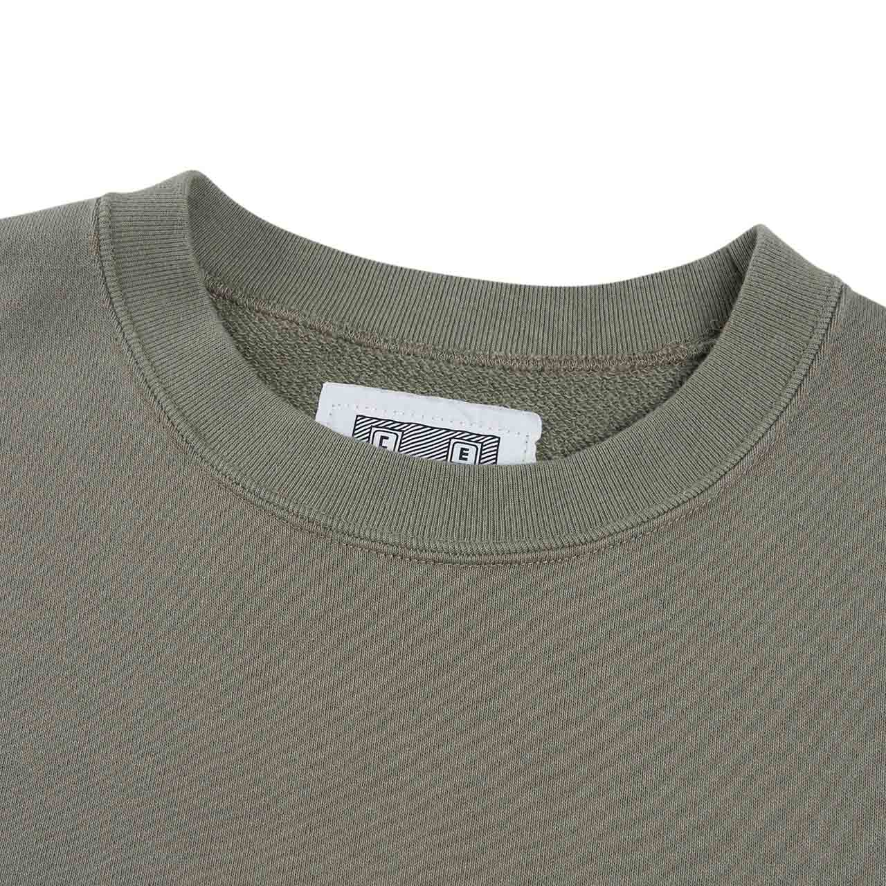 cav empt not identical to crew neck (green) - a.plus