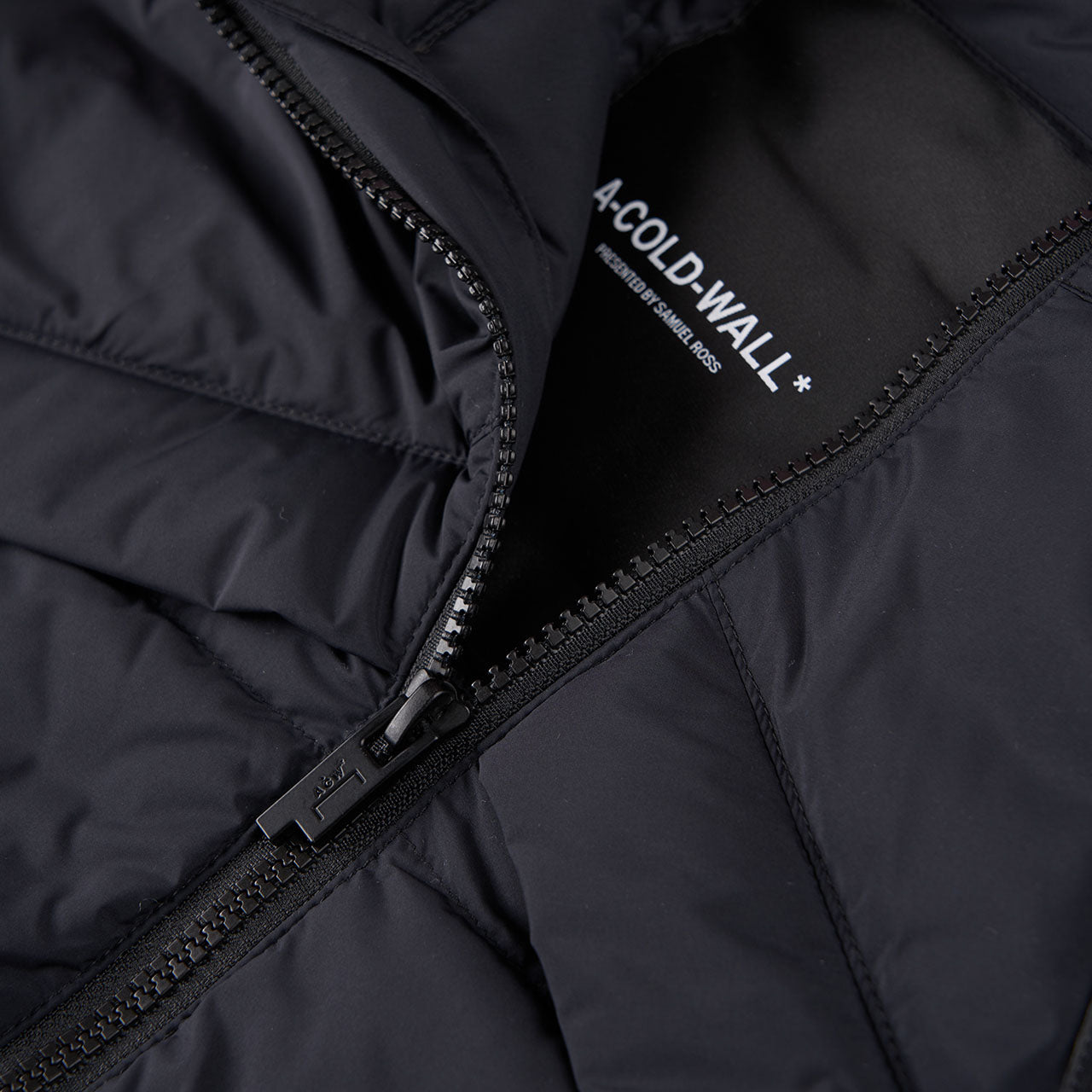 a-cold-wall* light-weight down zip up (black)
