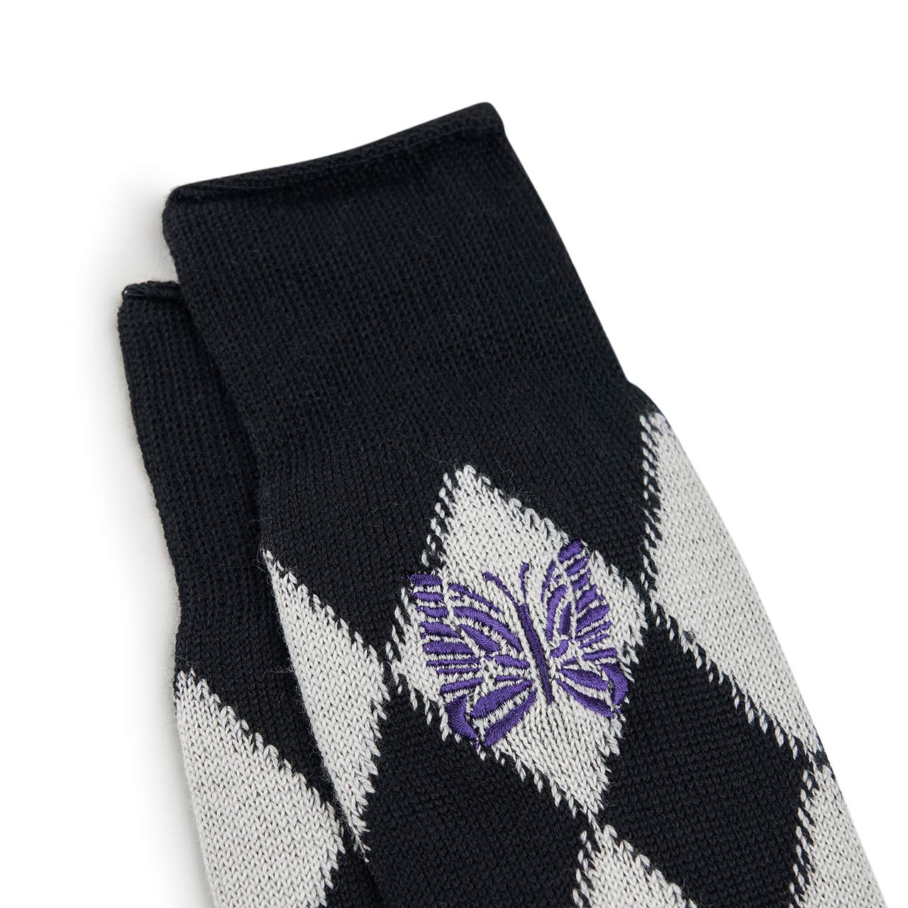 needles argyle jacquard socks (ivory / black)