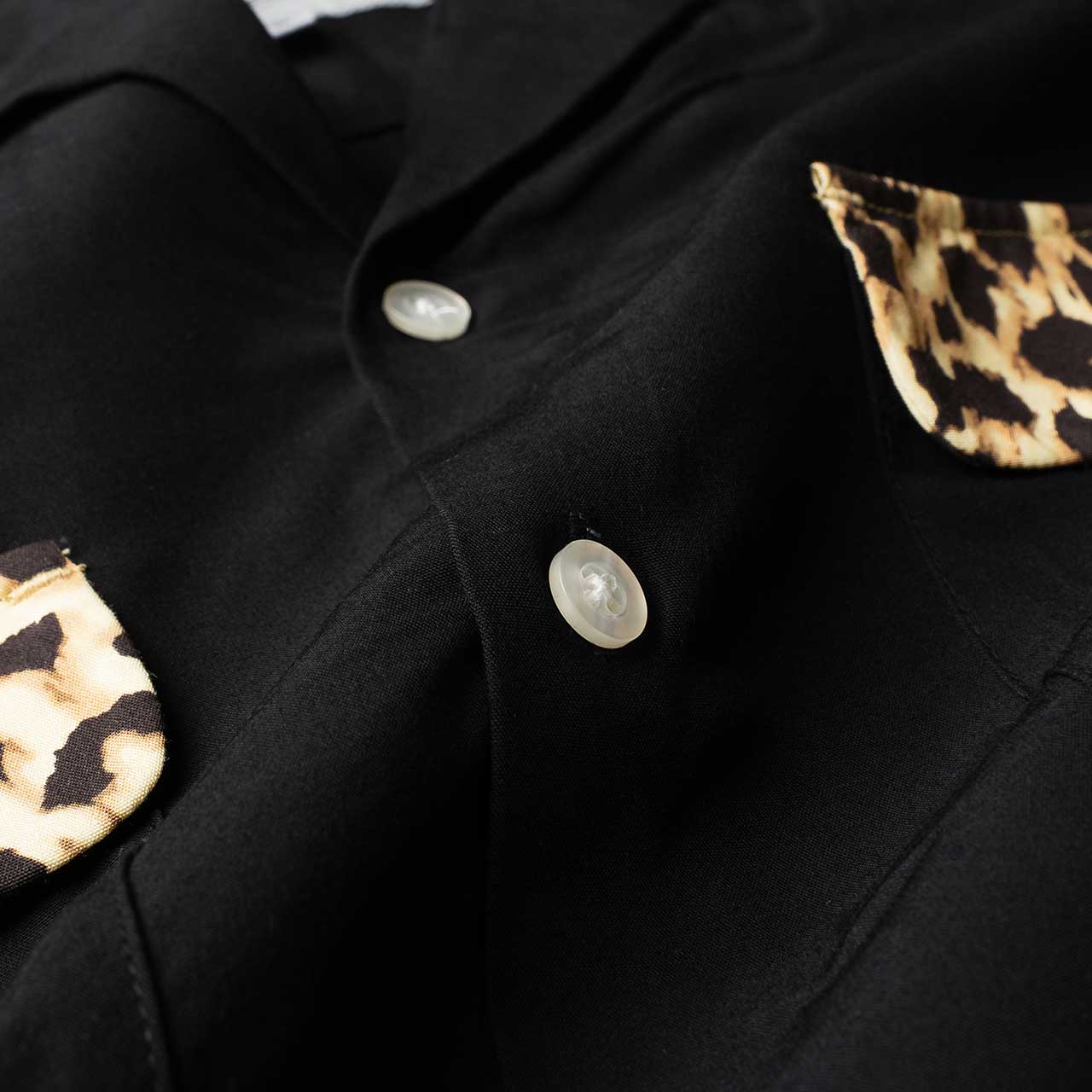 carhartt wip x wacko maria 50's shirt (black / leopard print)