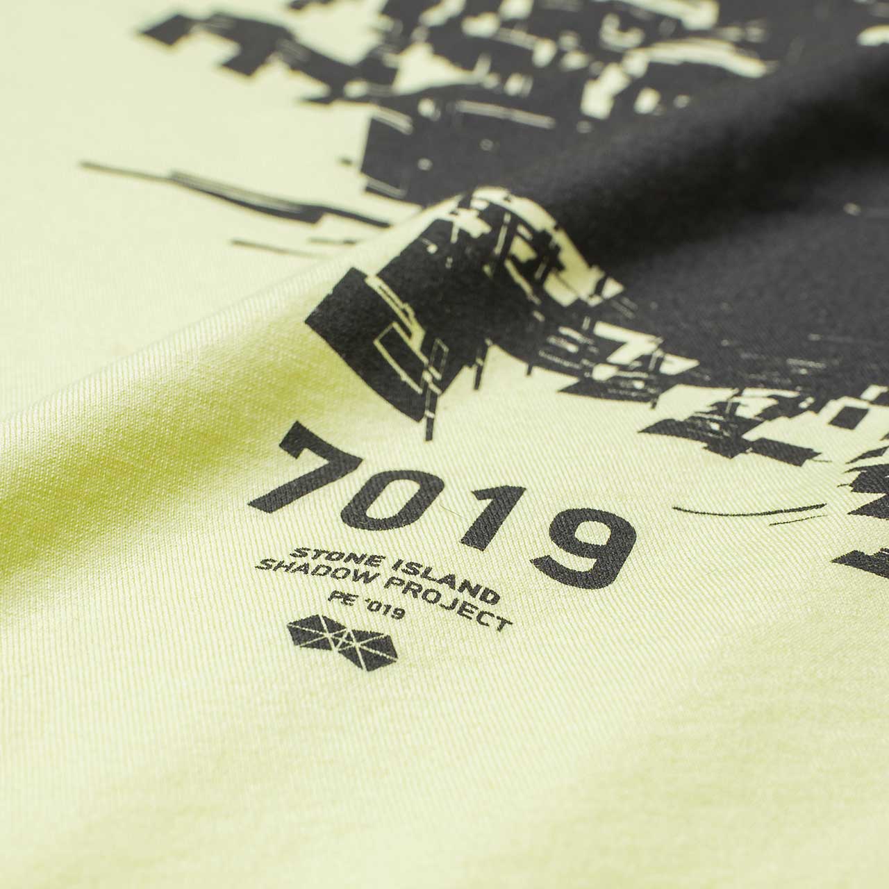 stone island shadow project t-shirt (yellow) - 701920510.v0051 - a.plus - Image - 3
