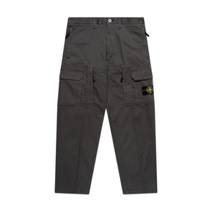 stone island stone island straight fit compass badge cargo pants (black)