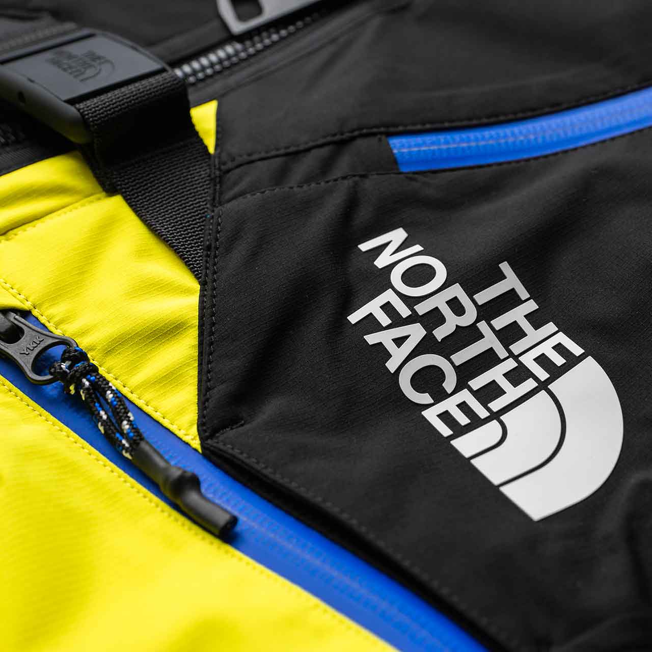 the north face black series futurelight vest (lime / black) - nf0a4ak2nx4 - a.plus - Image - 3
