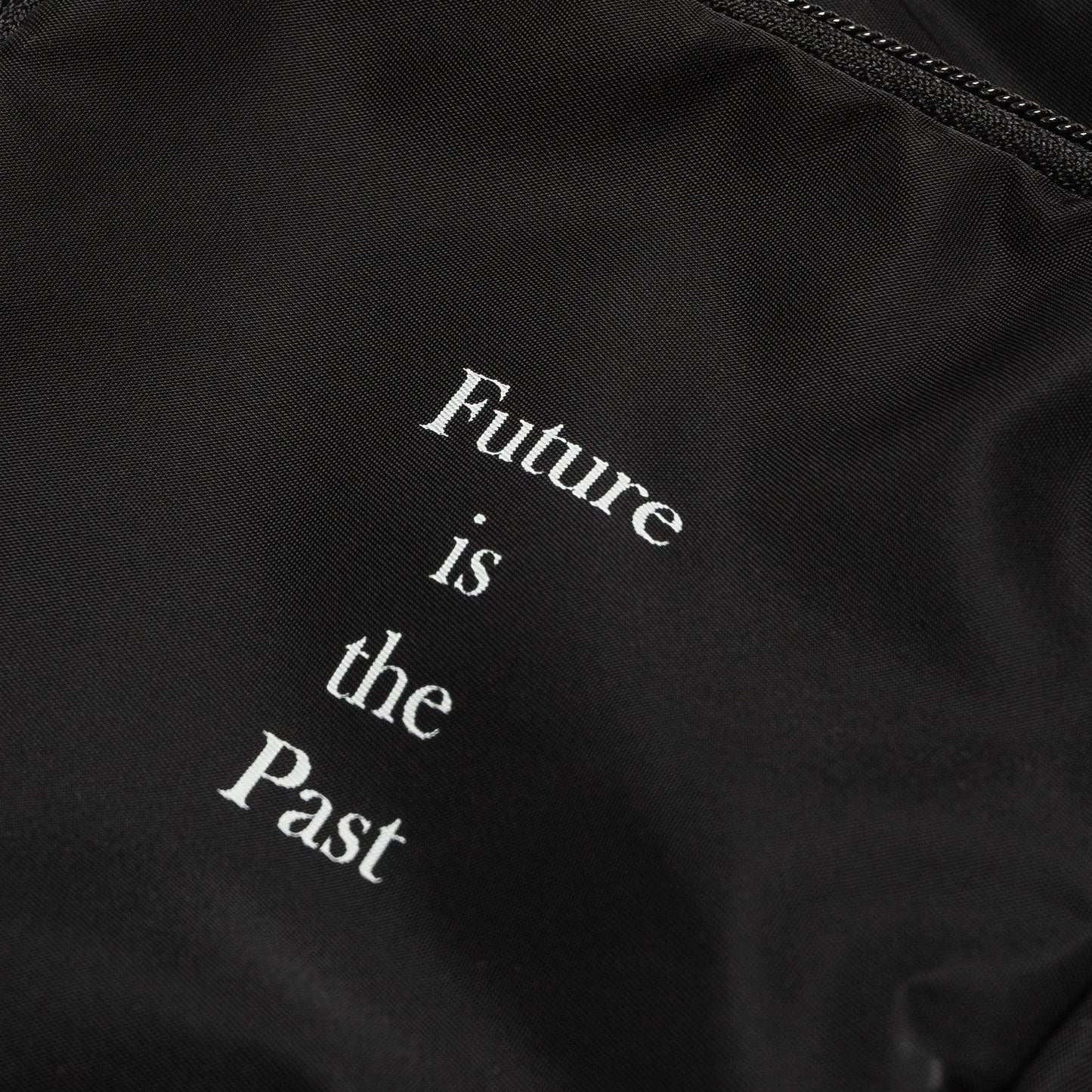 undercover pouch "future is the past" (black) - ucy4p01-3 - a.plus - Image - 3
