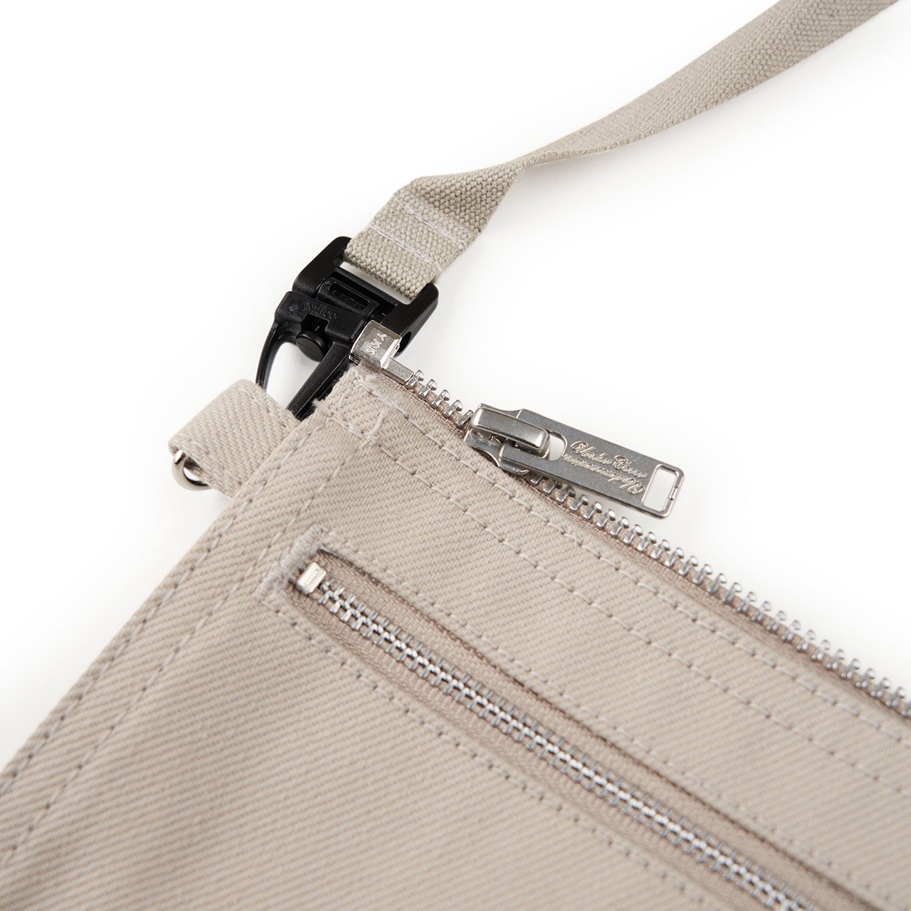 undercover pouch (light beige)