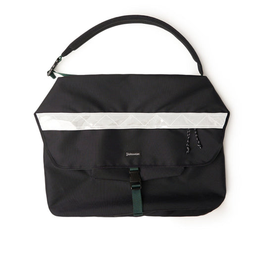 undercover undercover reflective strap bag (black) UI1B4B01
