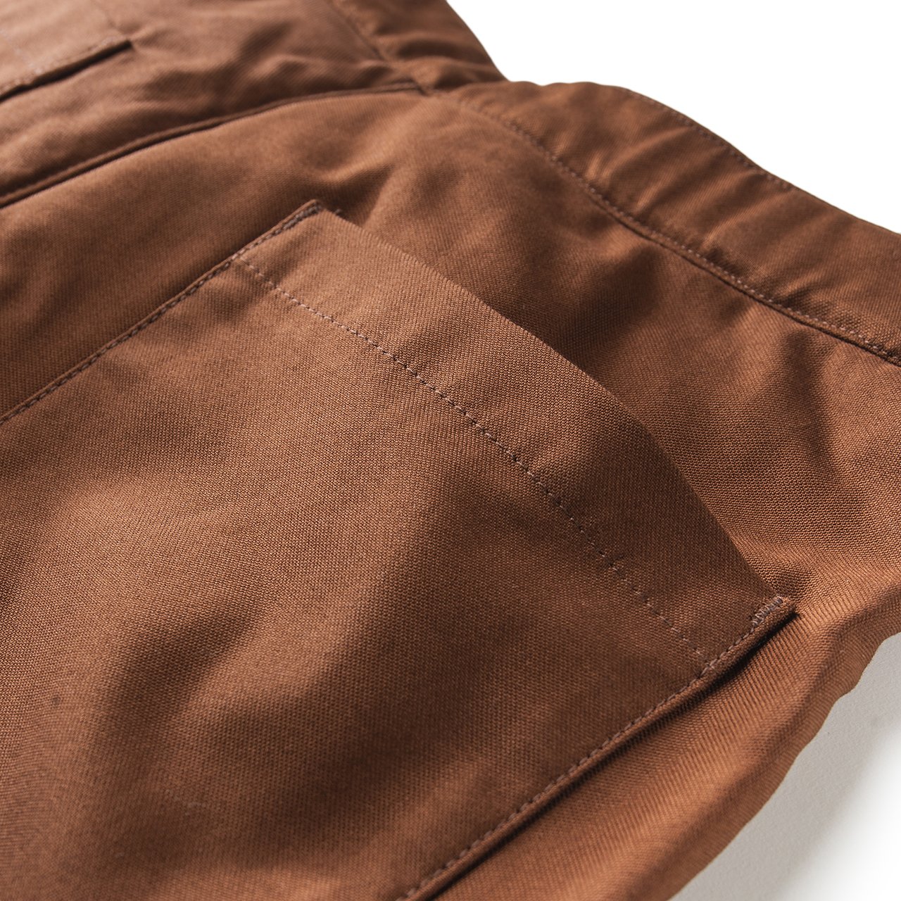Corduroy straight pants in brown - Frame