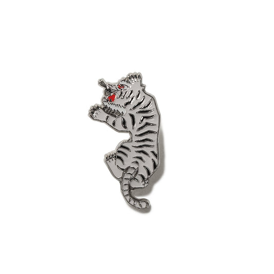 wacko maria "tiger" pin (white) - wmgp-gg48-wht - a.plus - Image - 1